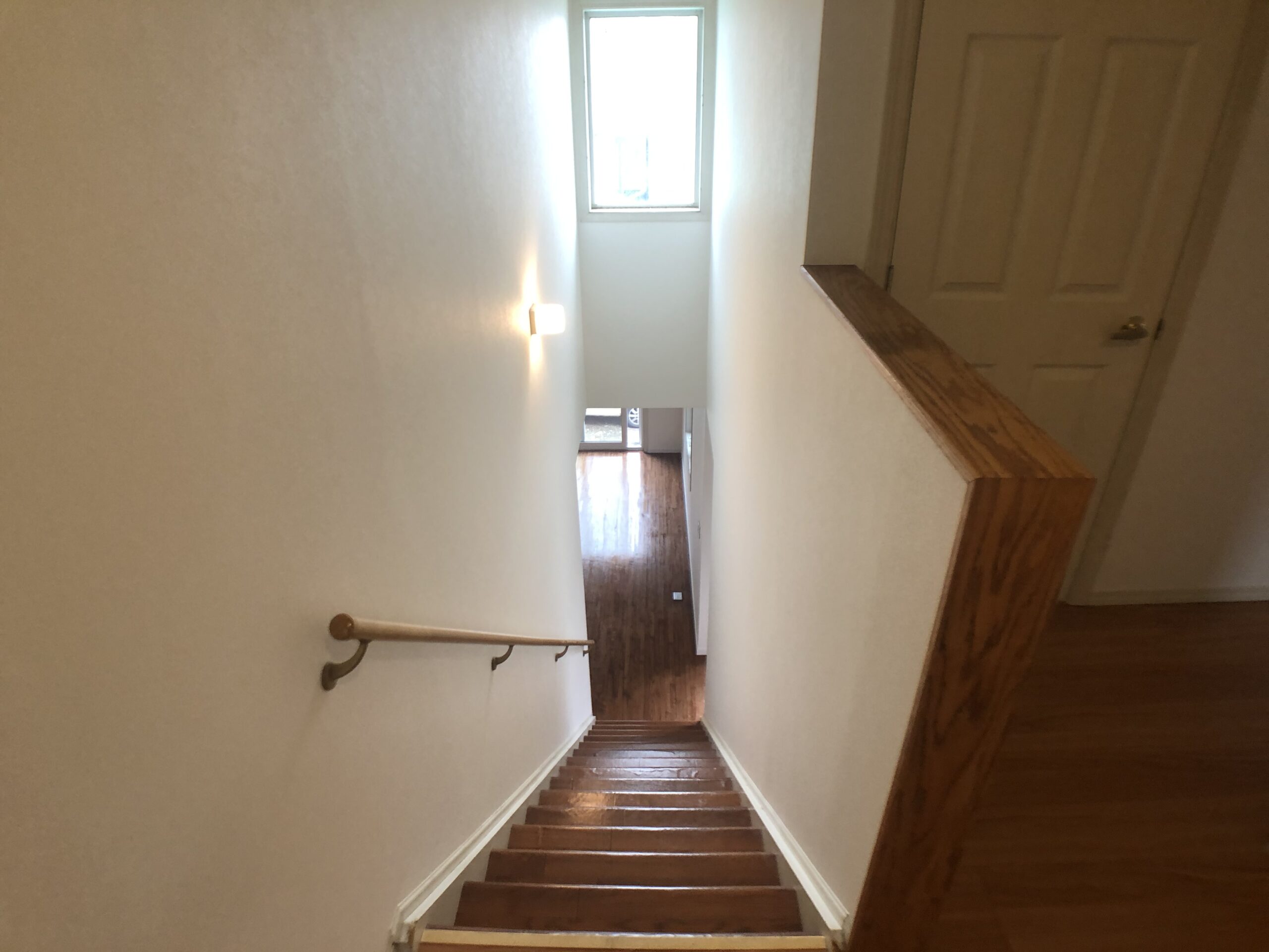 長野市若穂保科　階段画像