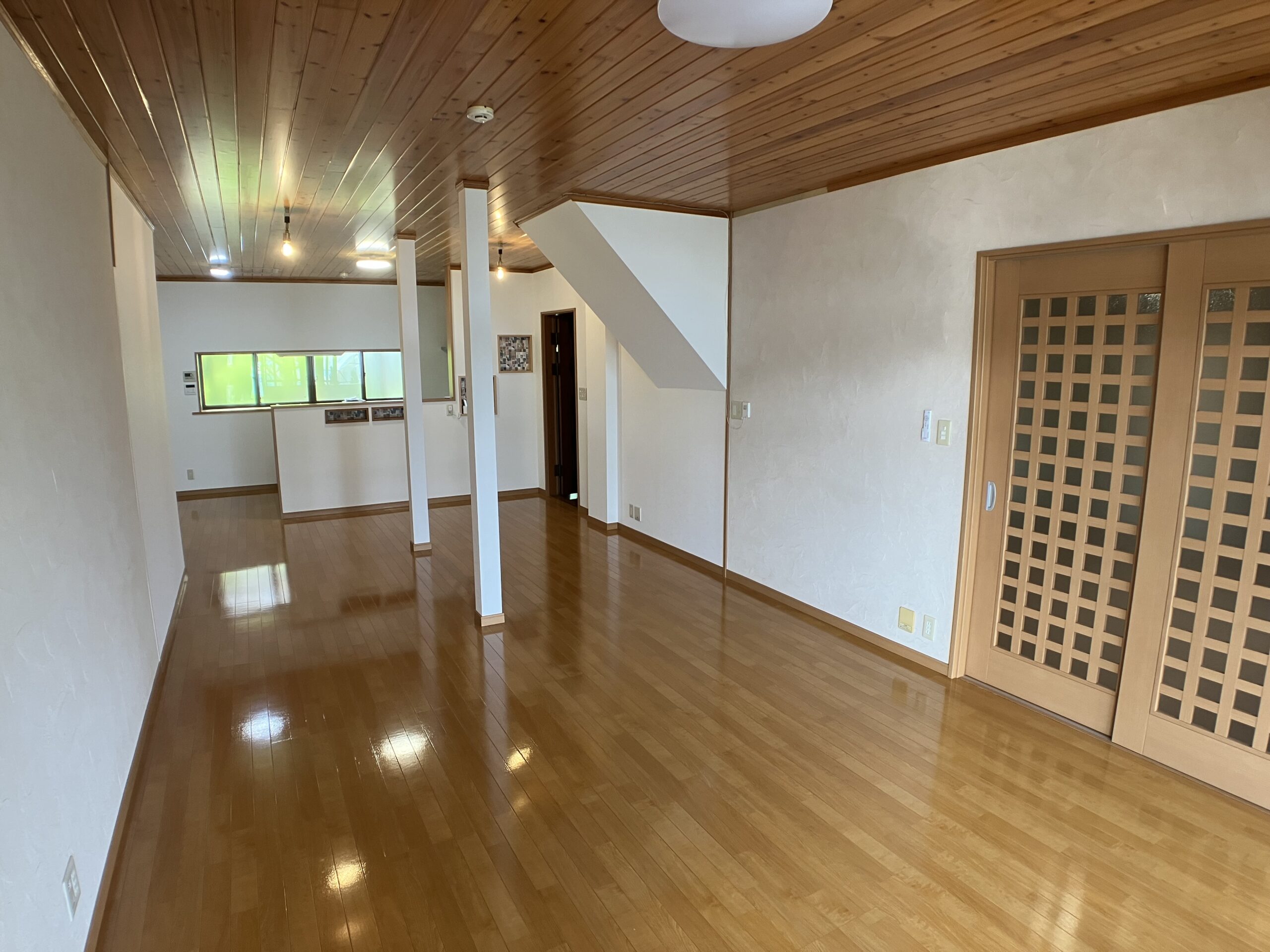 茅野市宮川田沢　ダイニングキッチン画像