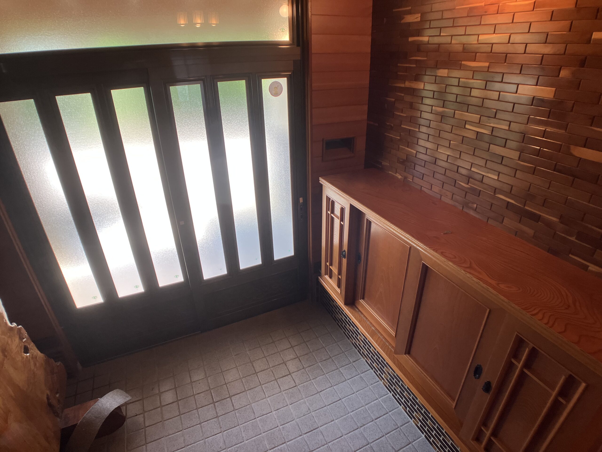 茅野市宮川田沢　玄関画像