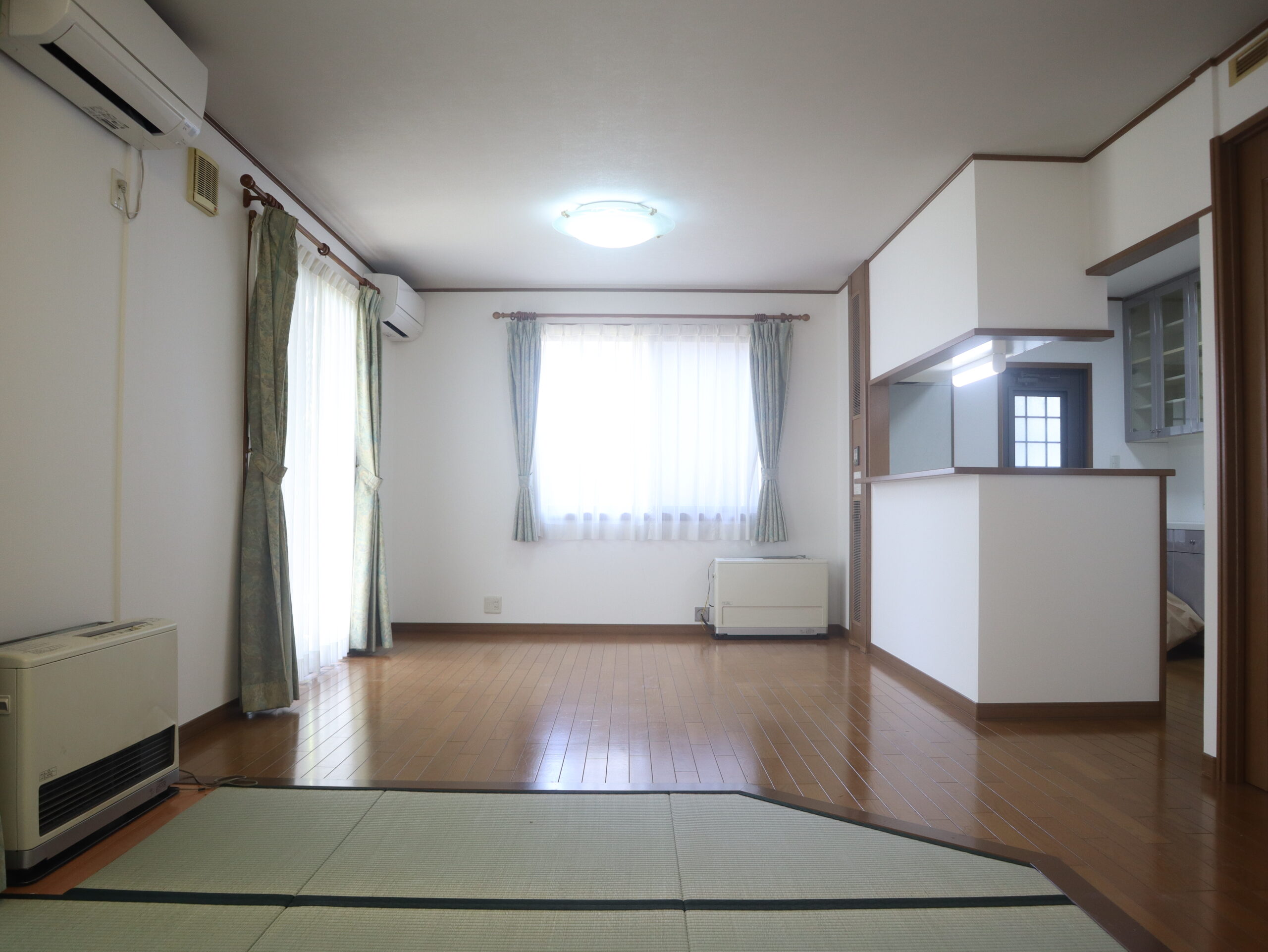 長野市高田　リビング②画像