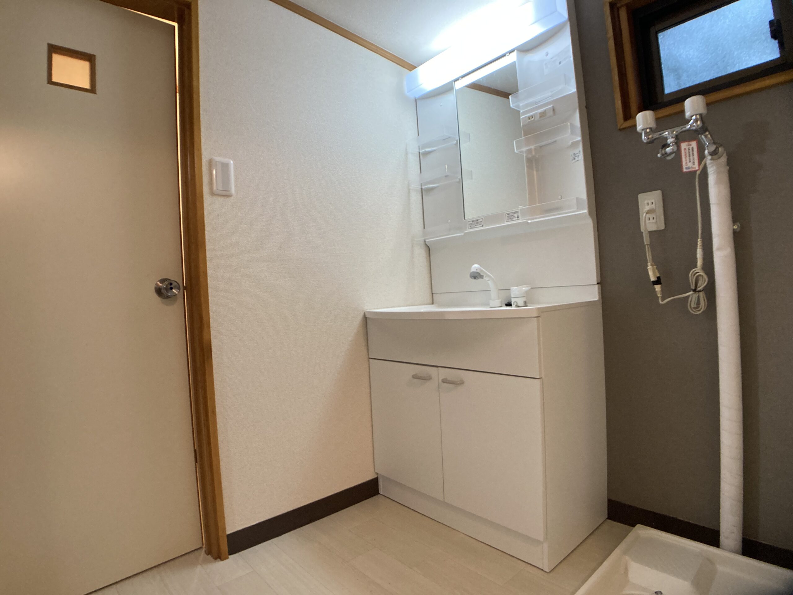 本町西　洗面所画像