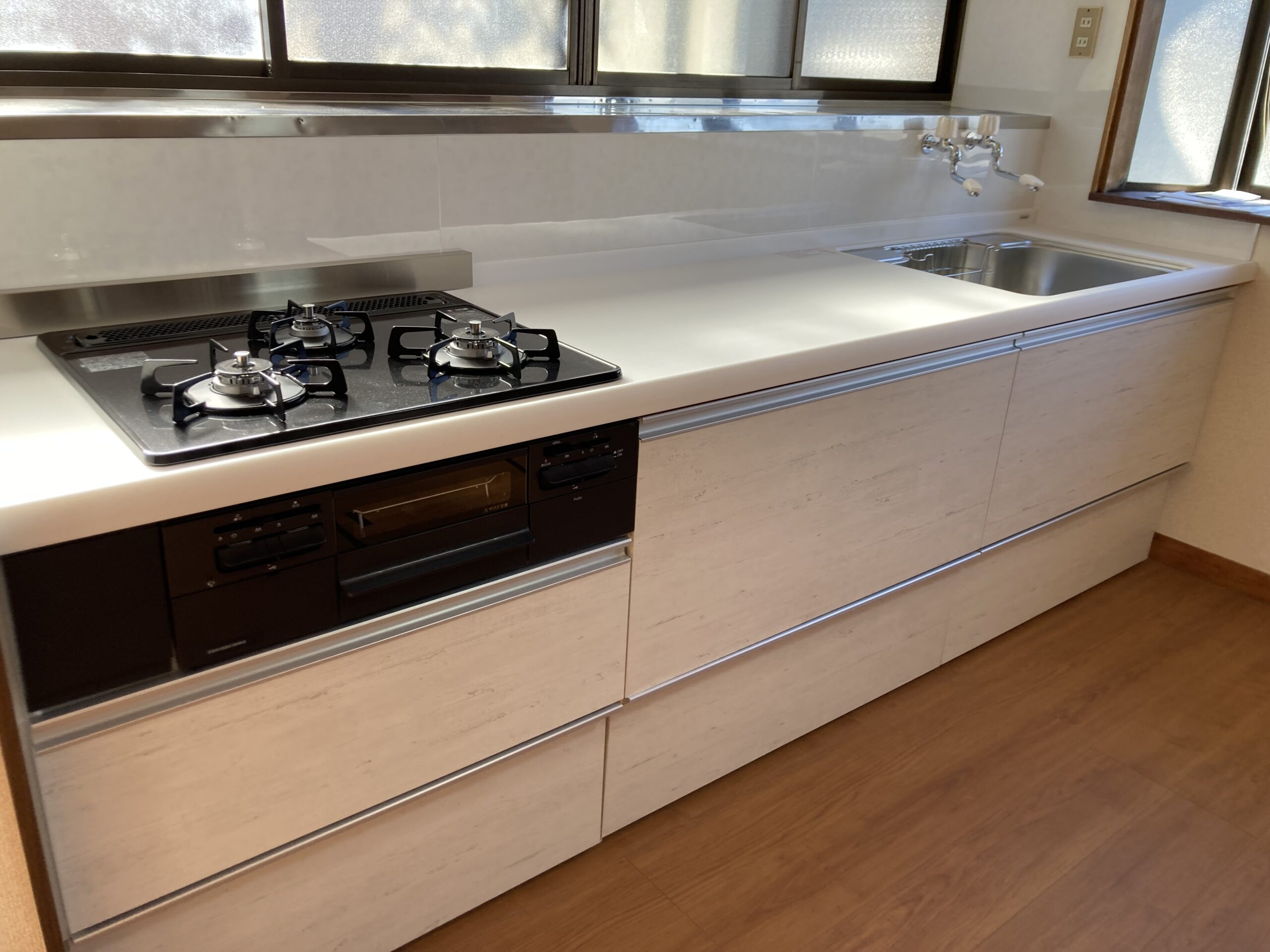 諏訪市高島　キッチン画像